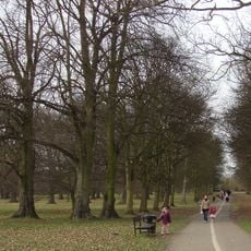 Cassiobury Park