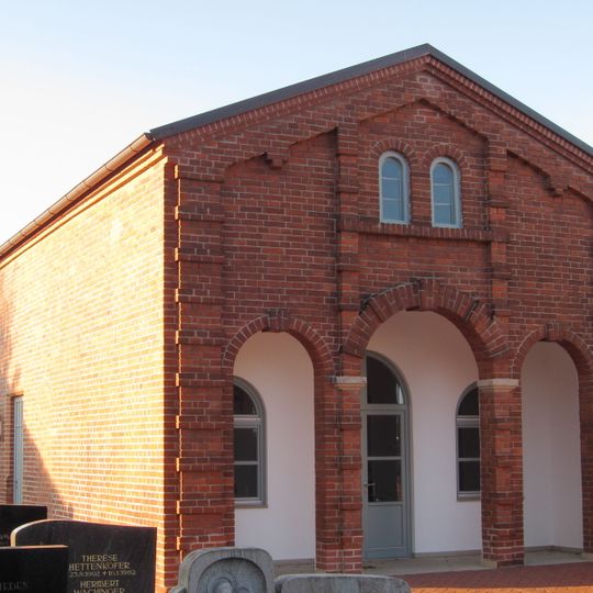 Leichenhaus im Friedhof