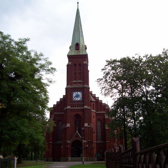 Parafia św. Alberta i Maryi Panny Bolesnej w Trzyńcu