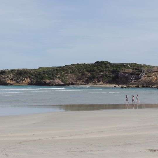Middle Island