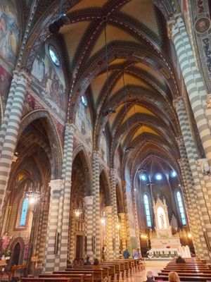 Interior 0