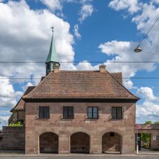 Schulgebäude Äußere Sulzbacher Straße 138 in Nürnberg
