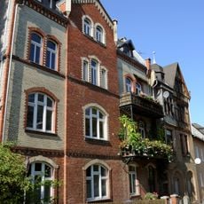 Konrad-Adenauer-Promenade 10