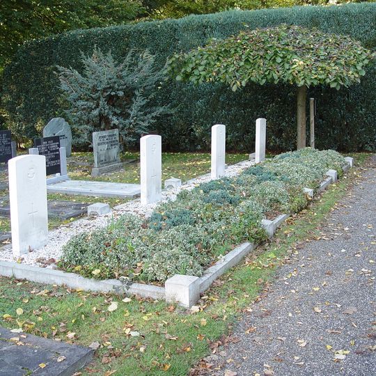Zwollerkerspel General Cemetery