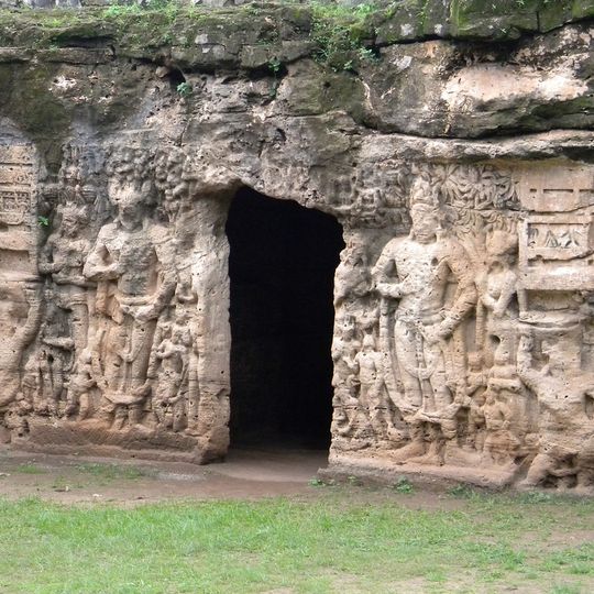 Khambhalida Caves