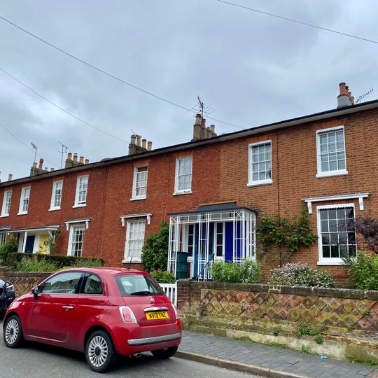 9-19, College Street