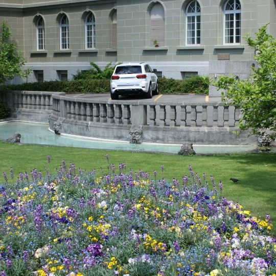 Decorative fountain Viktoria square