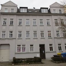 Mietshaus in geschlossener Bebauung Rößlerstraße 28