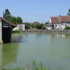 Wash house (Cucharmoy)