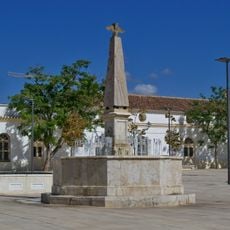 Tempus Fugit Fountain