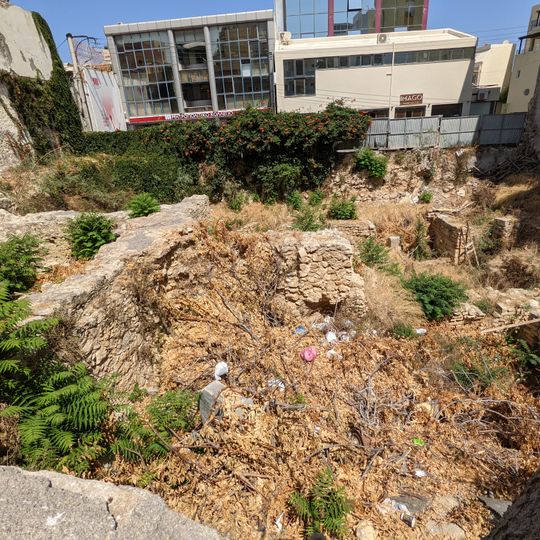 Ruins on Lordou Vyronas, Iraklio