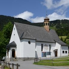 Kuratienkirche hl. Josef, Rehmen