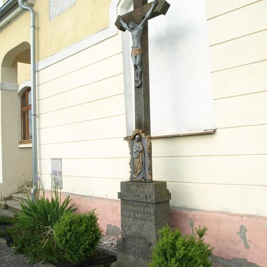 Kříž u domu č. 62 v Radosticích