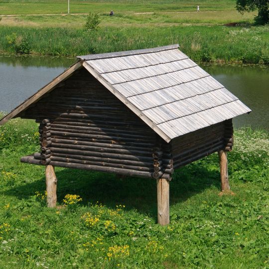 Амбар свайный № 1 из с. Польцо