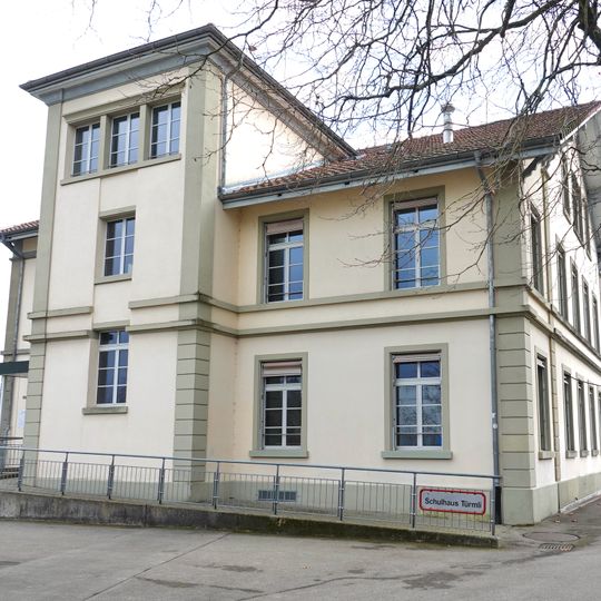 Türmli school house