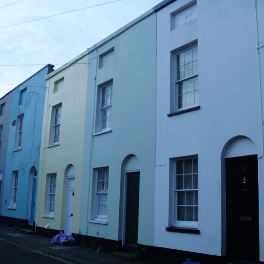 11-18, Blackfriars Street