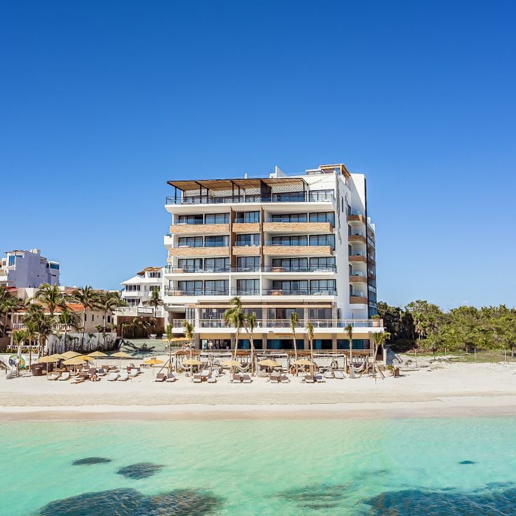 The Fives Oceanfront Puerto Morelos