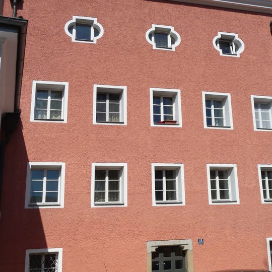 Wohnhaus, jetzt Studentenwohnheim