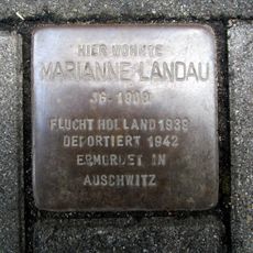 Stolperstein en memoria de Marianne Landau