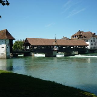 Gedeckte Holzbrücke über die Reuss