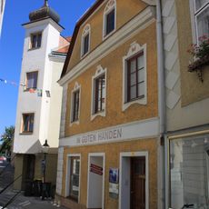 Wohn- und Geschäftshaus Kirchengasse 10