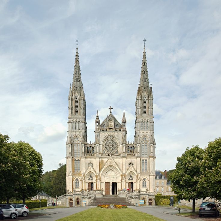 Notre-Dame de Montligeon Basilica
