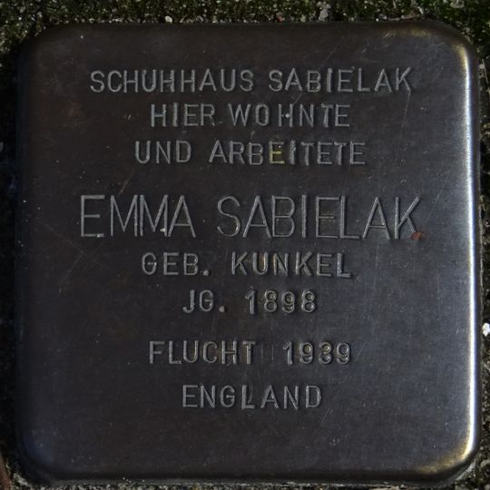 Stolperstein en memoria de Emma Sabielak