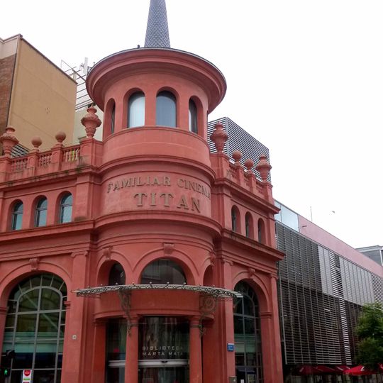 Biblioteca Marta Mata