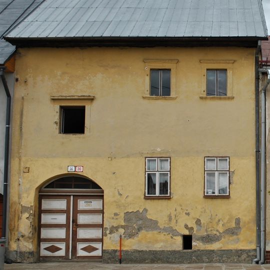 Meštian. dom so zadnou sieňou