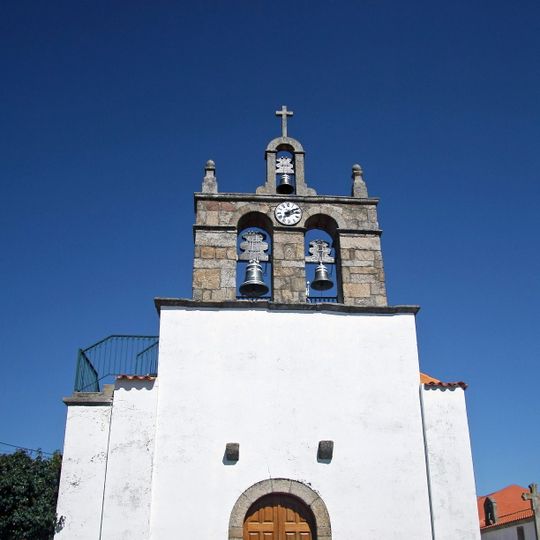 Igreja Paroquial de Penas Róias