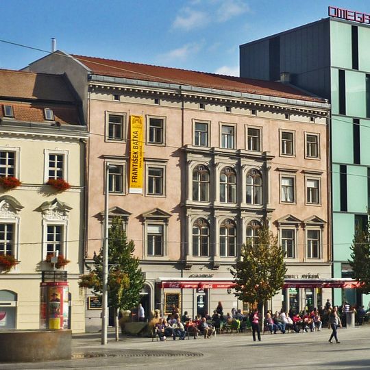 Palác Ernsta Johanna von Herring-Frankensdorf