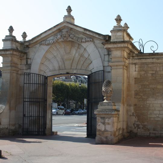 Portes de Maisons-Laffitte