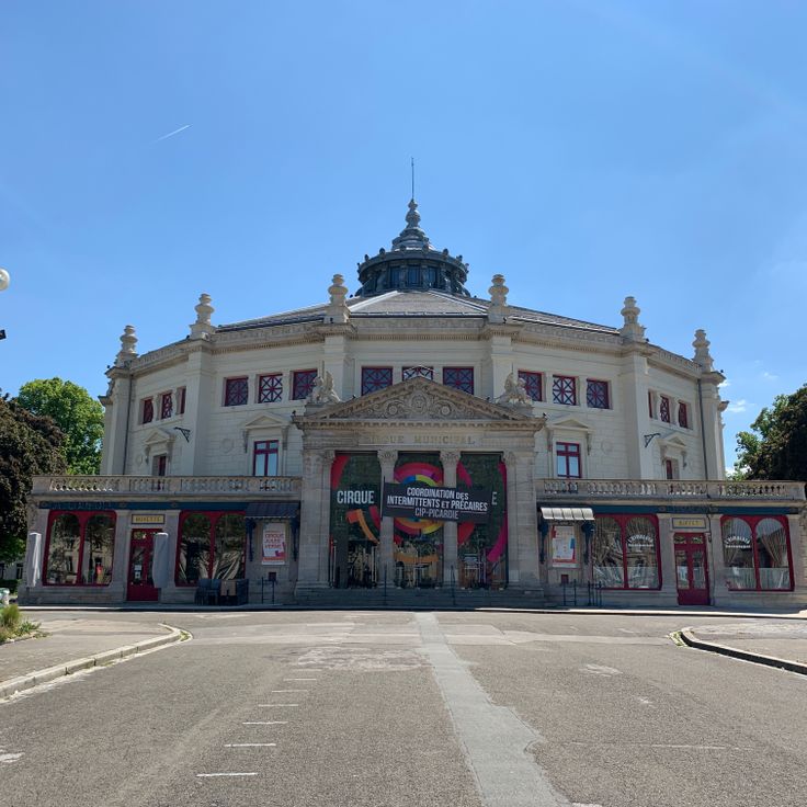 Circo Jules Verne