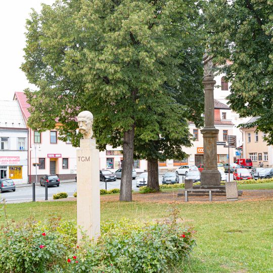Busta Tomáše Garrigue Masaryka v Dolním Bousově