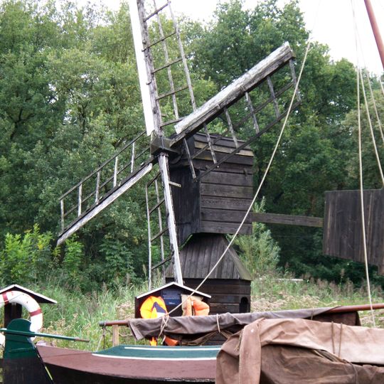 Arnhem post mill