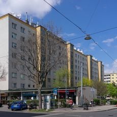 Wohnhausanlage Bernhardtstalgasse 38