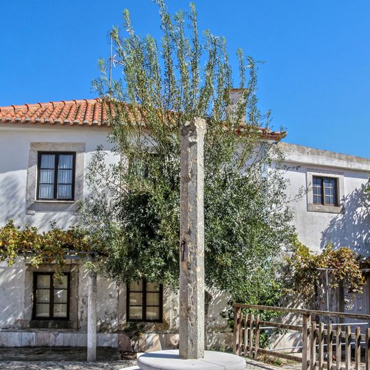 Pelourinho de Cheleiros