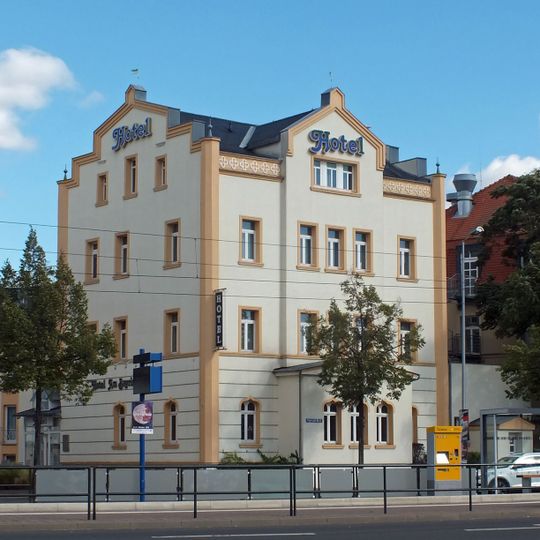 Hotel am Bayrischen Platz