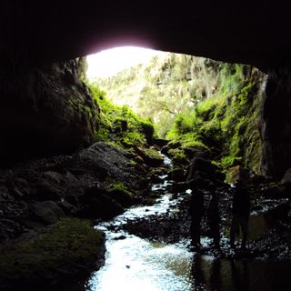 Cueva de Atunpampa