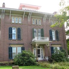 Henderson Hall Historic District