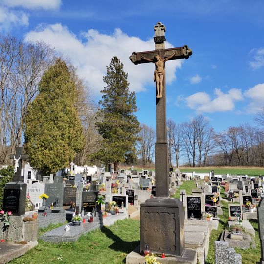 Hřbitovní kříž  v Doudlebech