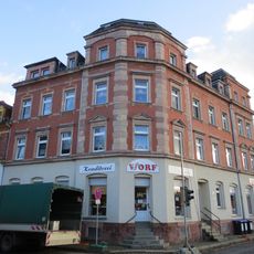 Mietshaus in halboffener Bebauung in Ecklage Annaberger Straße 485