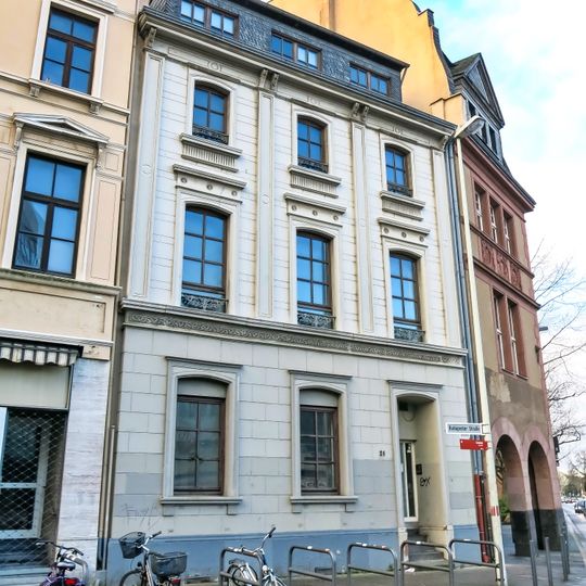 Budapester Straße 21