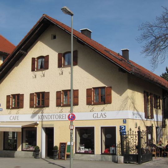 Planegger Straße 15