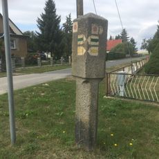 Dahlowitz, Wegestein nach Luttowitz