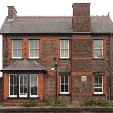 18 New Hall, Longmoor Lane