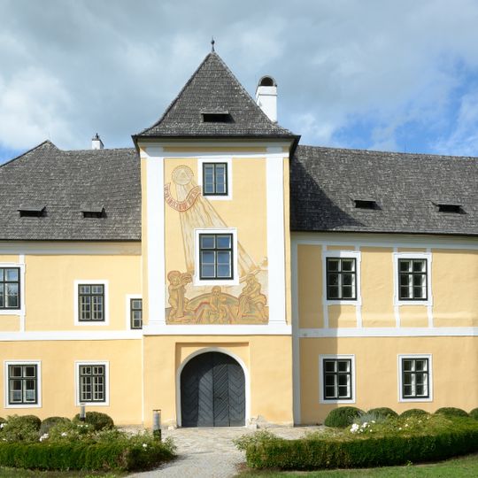 Castle Petzenkirchen