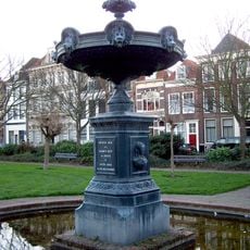 Fountain commemorating Betje Wolff and Aagje Deken