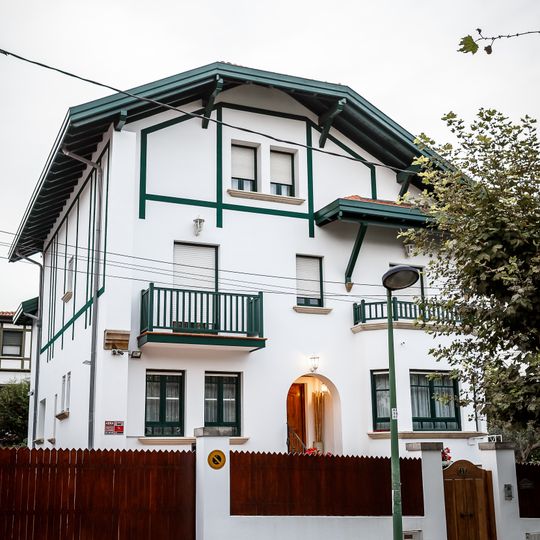 Avenida de Leioa, 17