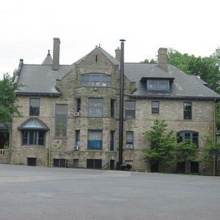 Richard H. Mitchell House